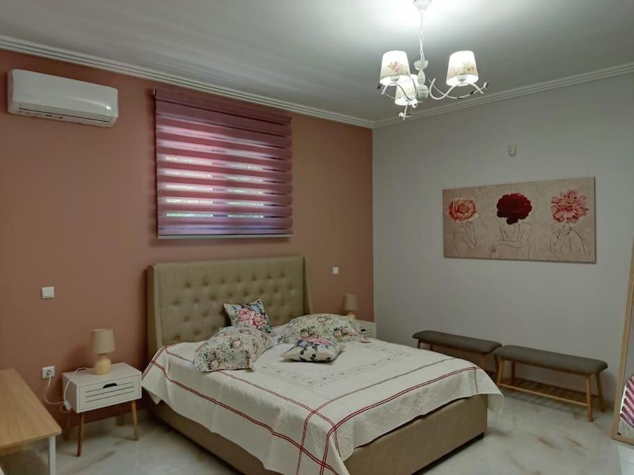 Ebony And Ivory Suites Dhrosiá Extérieur photo