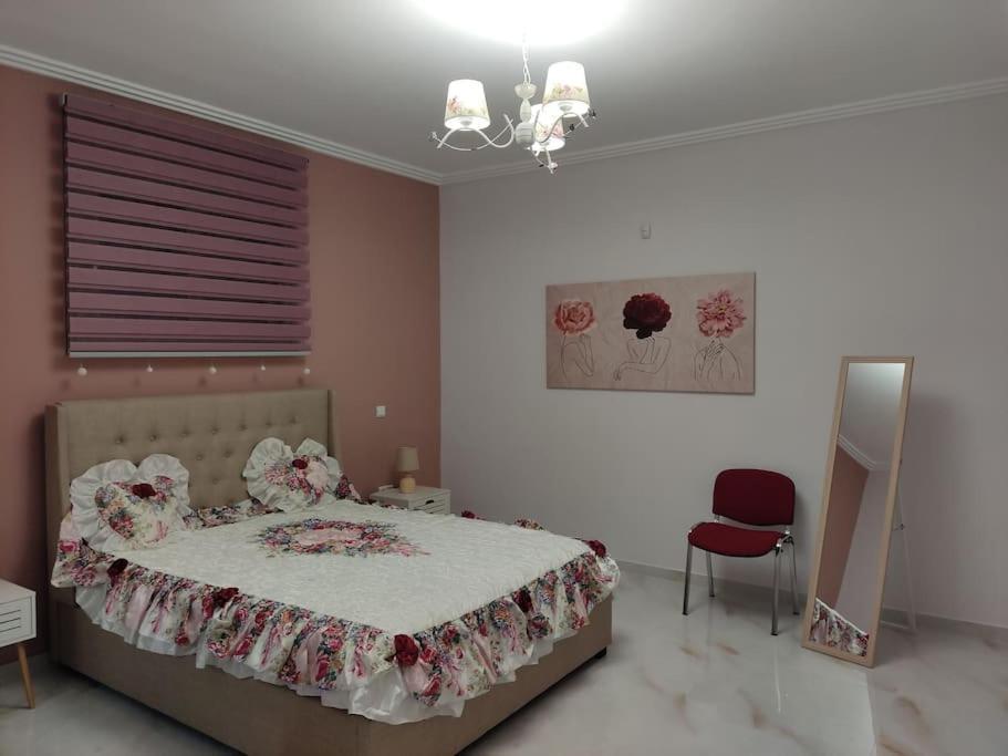 Ebony And Ivory Suites Dhrosiá Extérieur photo