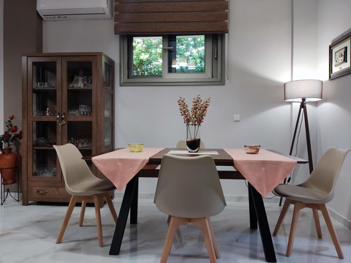 Ebony And Ivory Suites Dhrosiá Extérieur photo